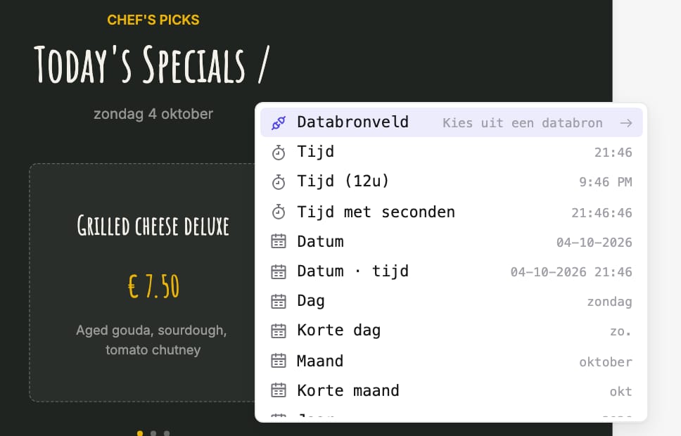 Typ / in een tekstlaag om live data in te voegen.